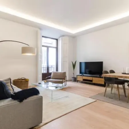 Apartman Prekrasan I Udoban Stan